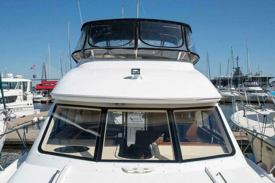 2006 Meridian 411 Sedan