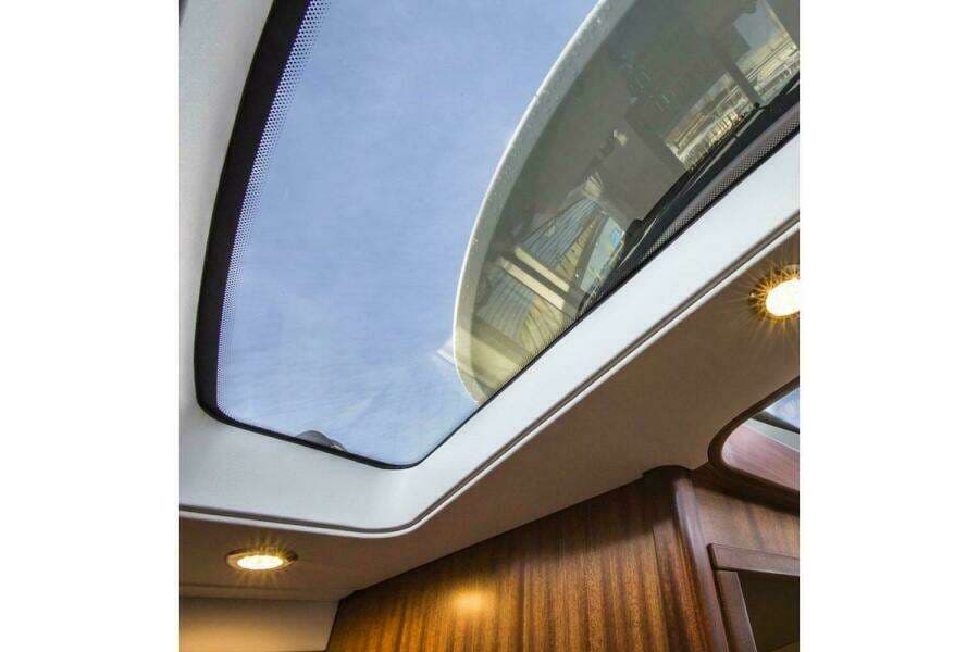 2025 Nimbus 405 Flybridge