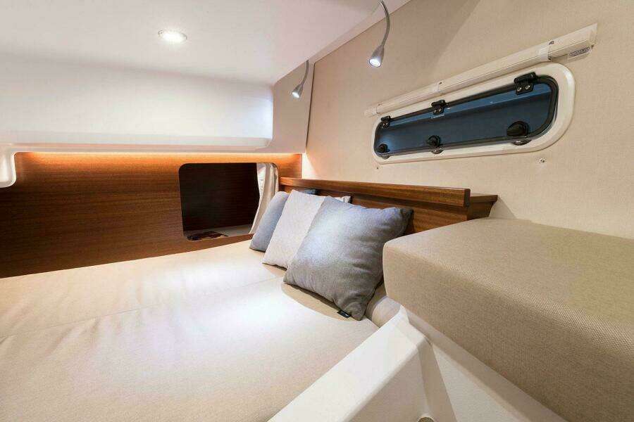 2025 Nimbus 305 Drophead