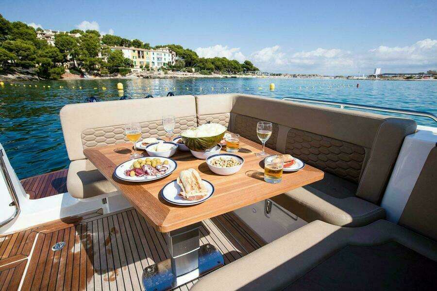 2025 Nimbus 305 Drophead