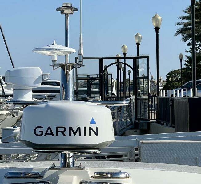 2018 Nimbus 365 Coupe