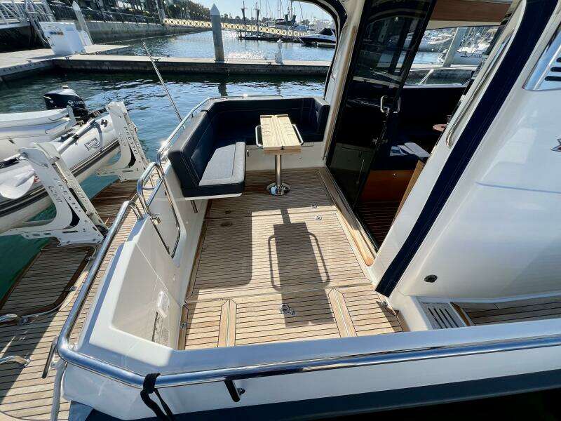 2018 Nimbus 365 Coupe