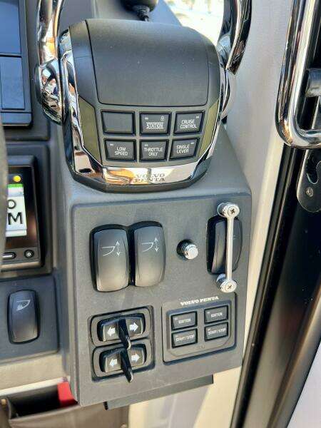 2018 Nimbus 365 Coupe