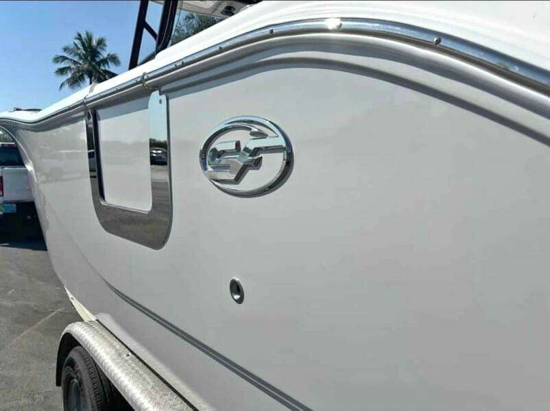 2021 Sea Fox 268 Commander