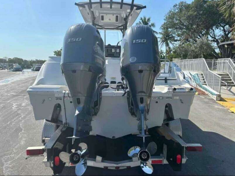 2021 Sea Fox 268 Commander