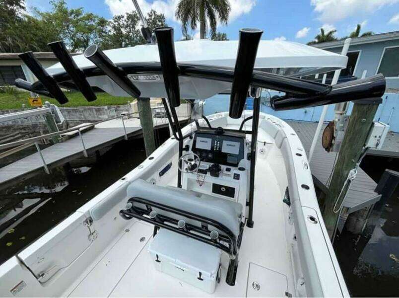 2021 Sea Fox 268 Commander