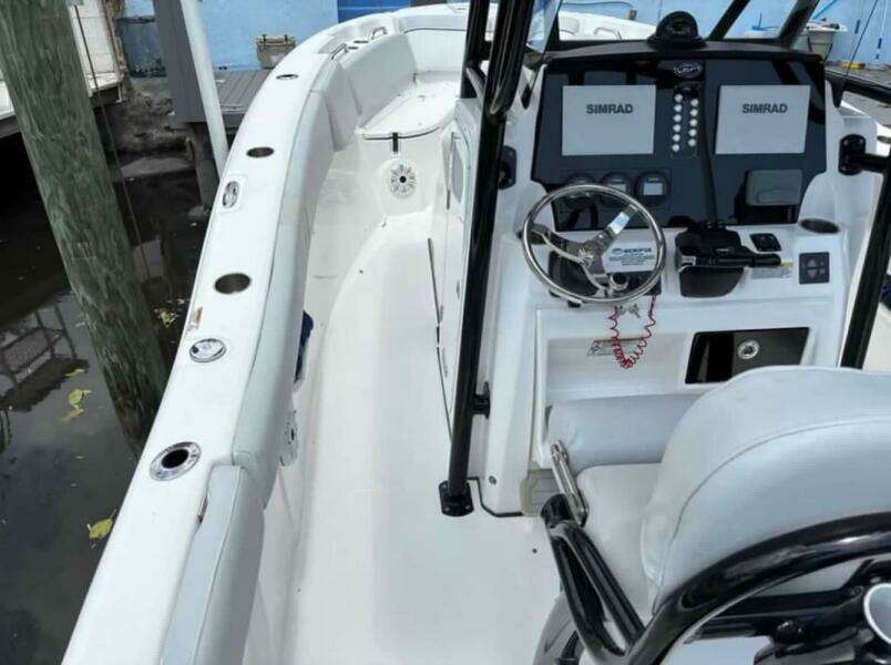 2021 Sea Fox 268 Commander