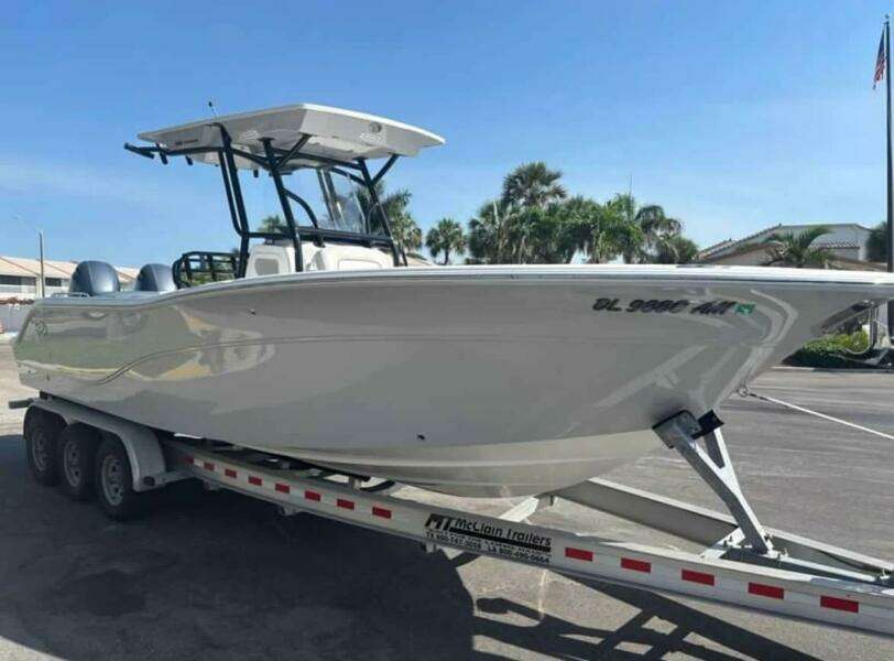 2021 Sea Fox 268 Commander