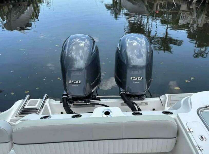 2021 Sea Fox 268 Commander