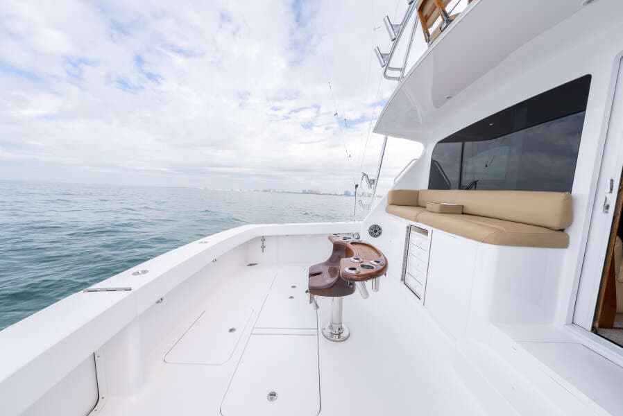 2003 Viking 45 Convertible Rough Cut