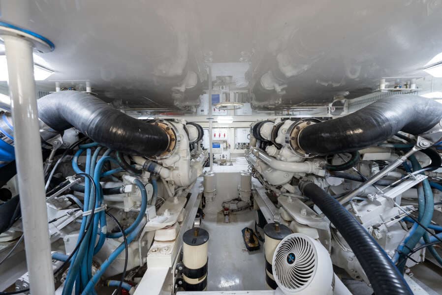 2003 Viking 45 Convertible Big Sky