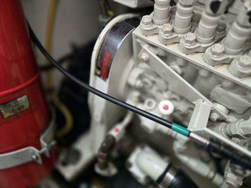 2001 Tiara Yachts 3800 Express