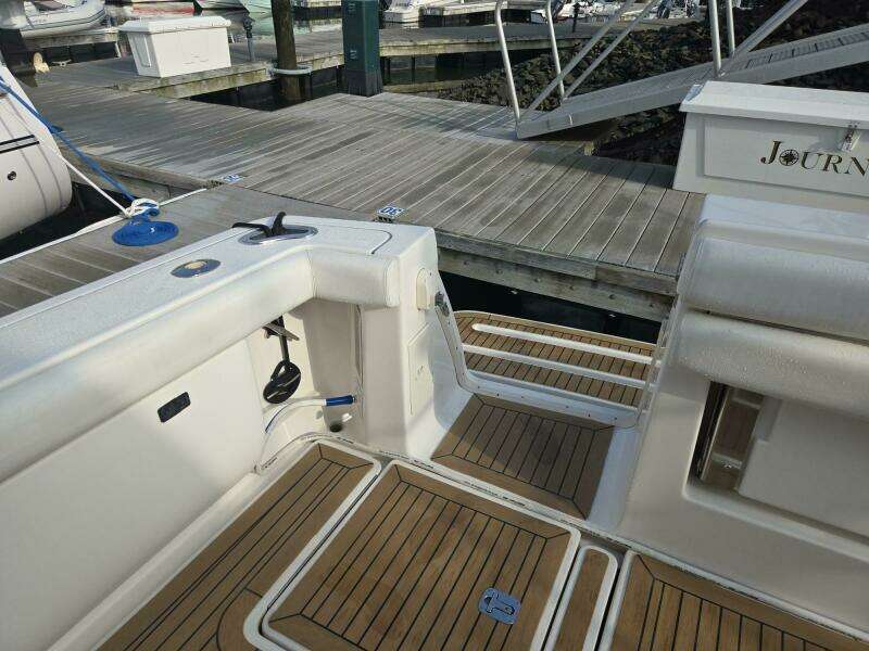 2001 Tiara Yachts 3800 Express