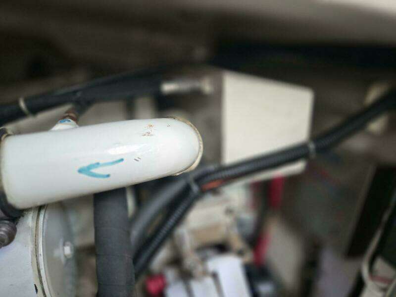 2001 Tiara Yachts 3800 Express