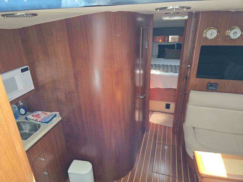 2001 Tiara Yachts 3800 Express