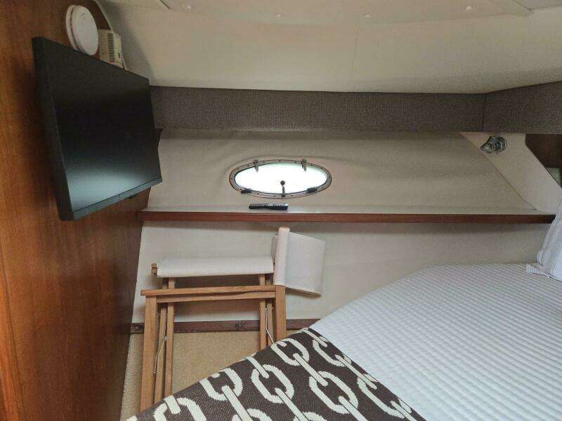 2001 Tiara Yachts 3800 Express