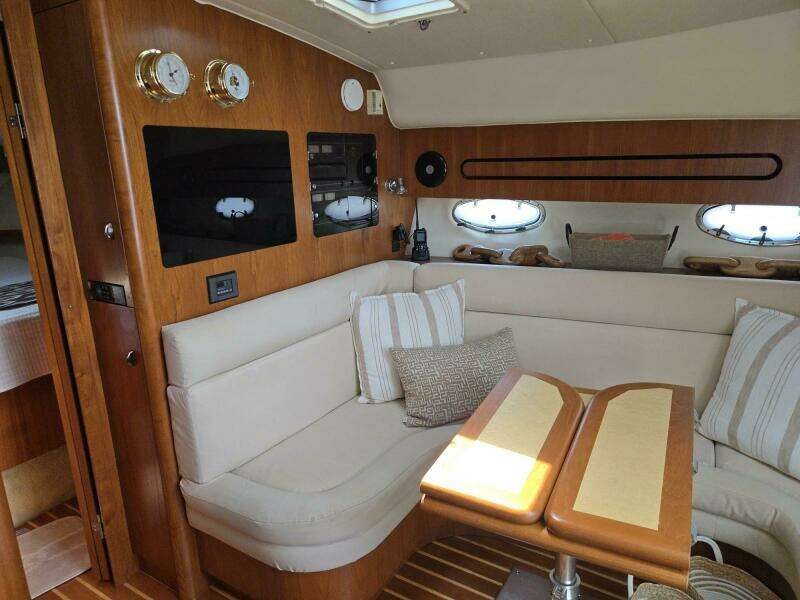 2001 Tiara Yachts 3800 Express
