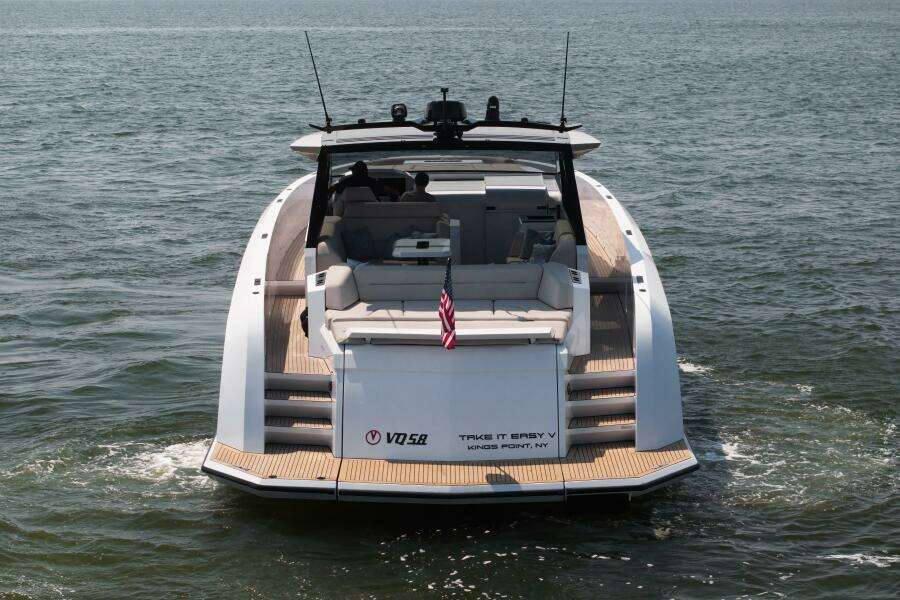 2022 Vanquish Yachts 