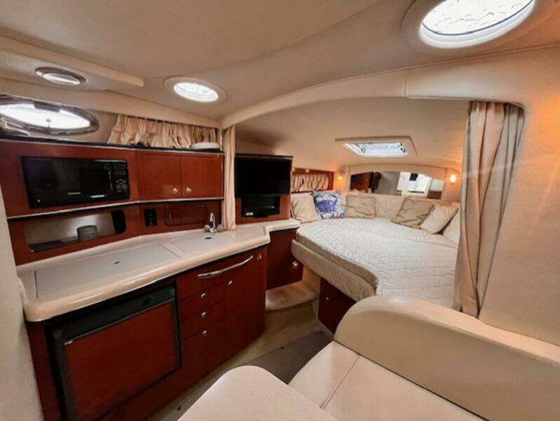 2003 Sea Ray 300 Sundancer