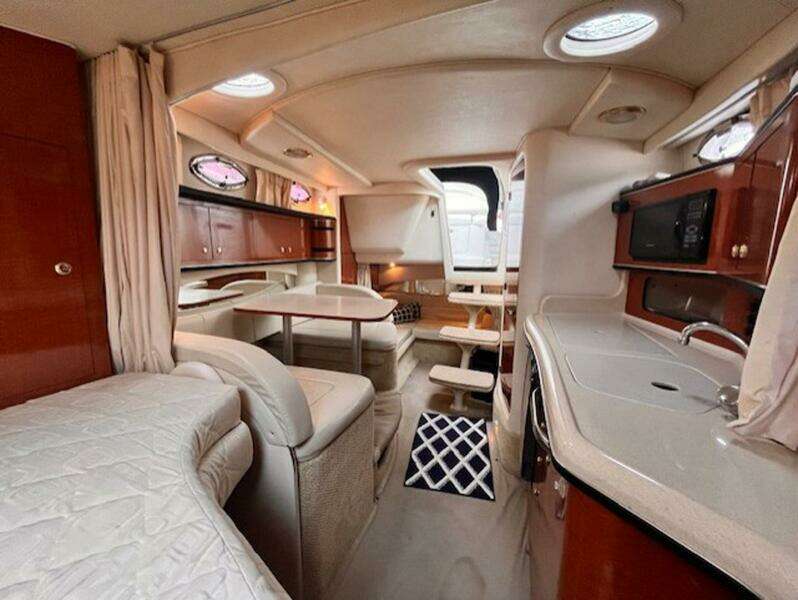 2003 Sea Ray 300 Sundancer