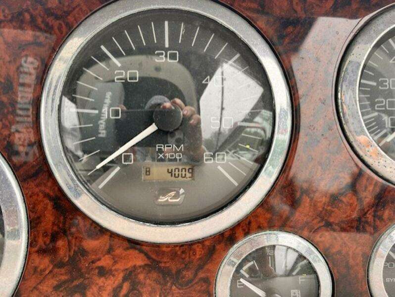 2003 Sea Ray 300 Sundancer