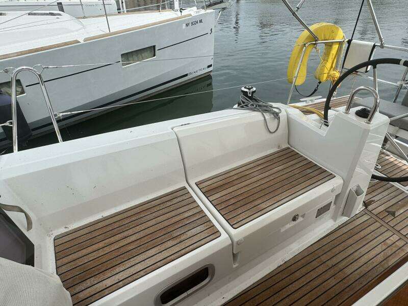 2023 Beneteau Oceanis 38.1