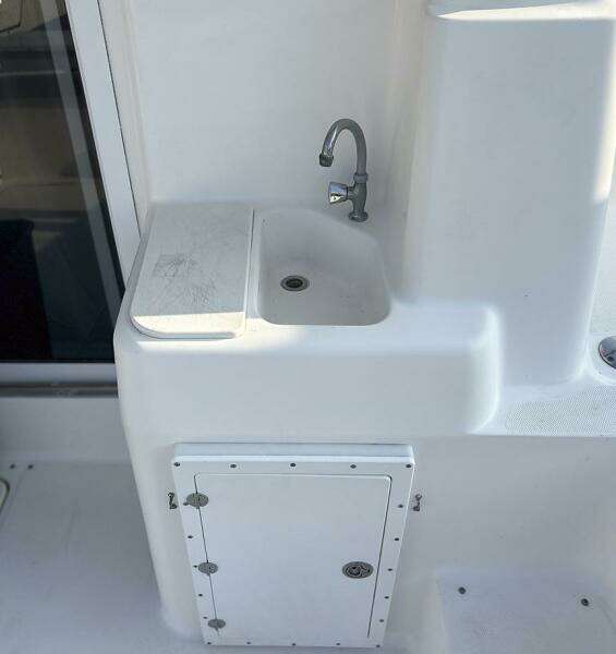 2002 Silverton 42 Convertible