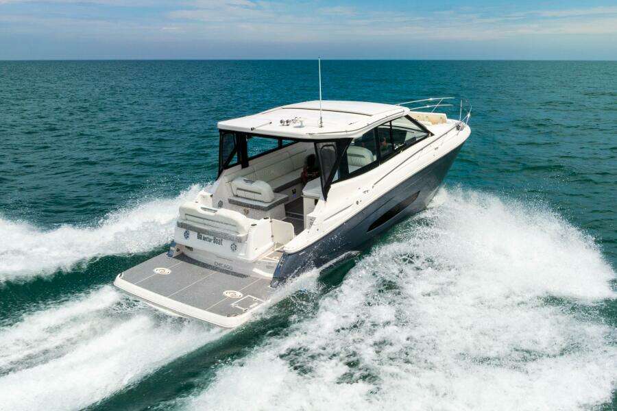 2022 Regal 36 Grande Coupe