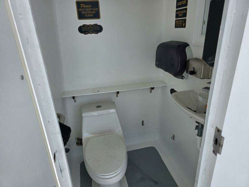 1986 Gulf Craft Passenger