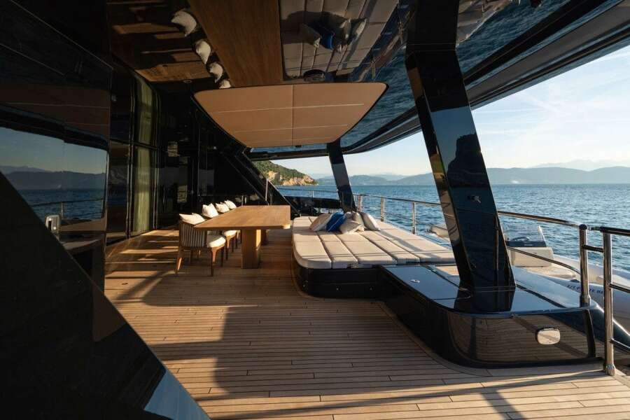 2025 SUNREEF YACHTS Sunreef 100 Power