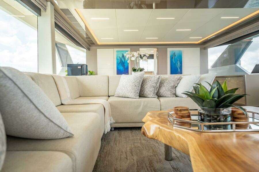 2021 Ocean Alexander 27 Explorer