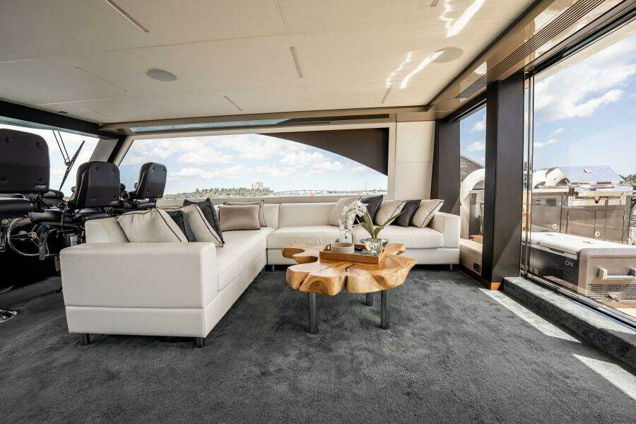 2021 Ocean Alexander 27 Explorer