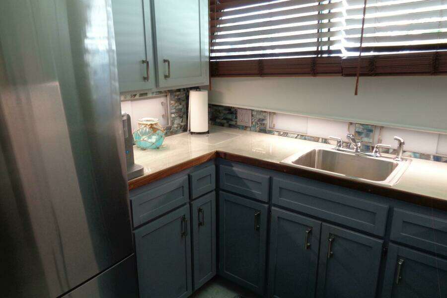 1987 Hatteras 70 Cockpit Motor Yacht