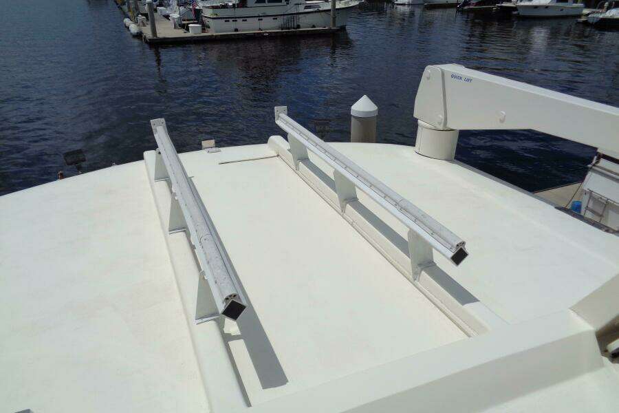 1987 Hatteras 70 Cockpit Motor Yacht