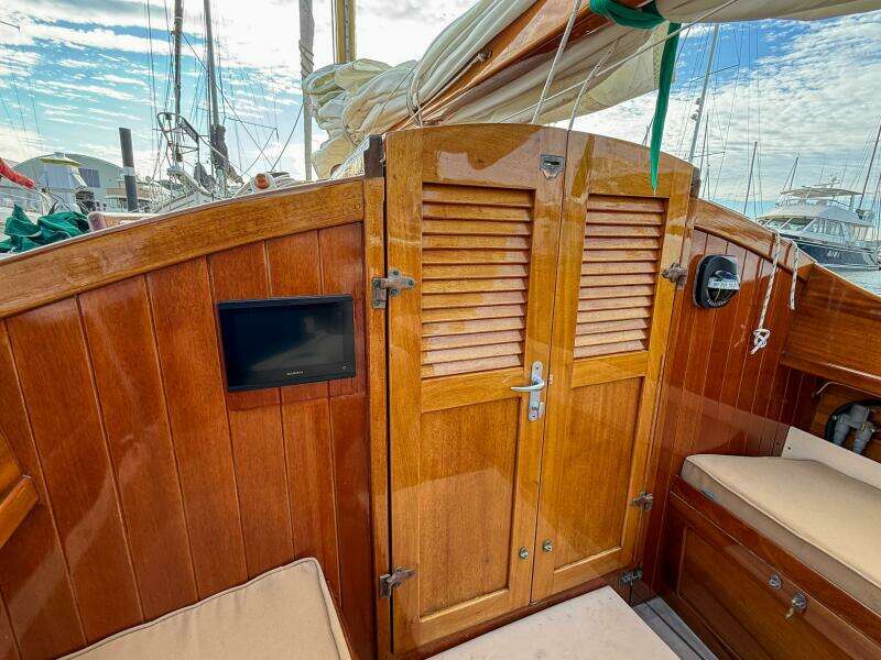 2004 Herreshoff Custom Doug Hylan designed Rozinante