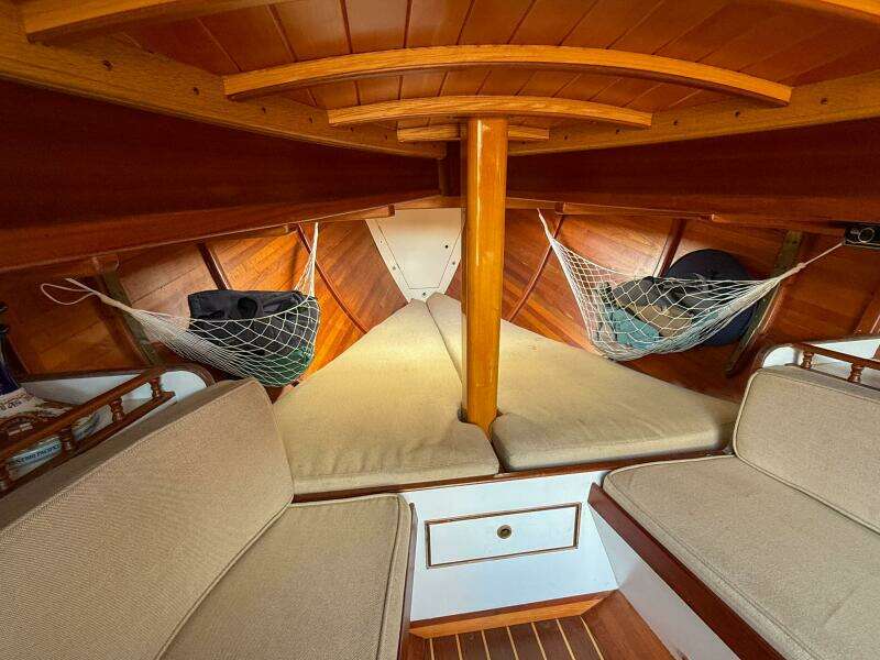 2004 Herreshoff Custom Doug Hylan designed Rozinante