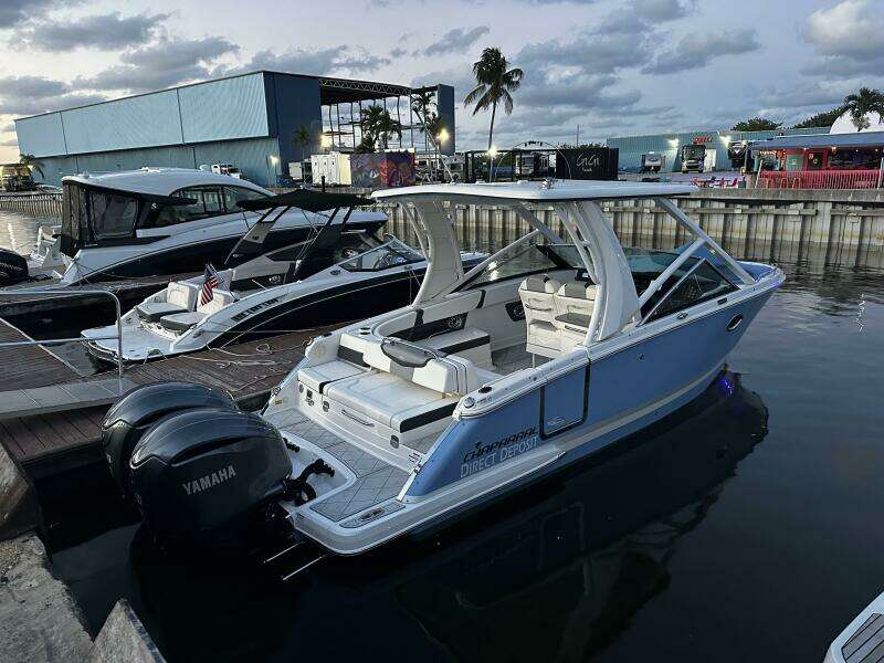 2022 Chaparral 280 OSX