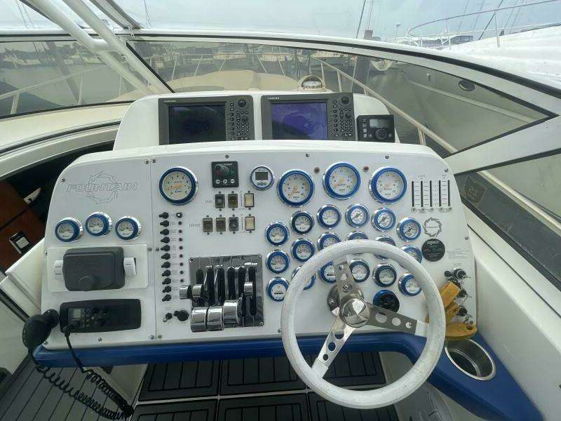 2006 Fountain 48 Express Cruiser