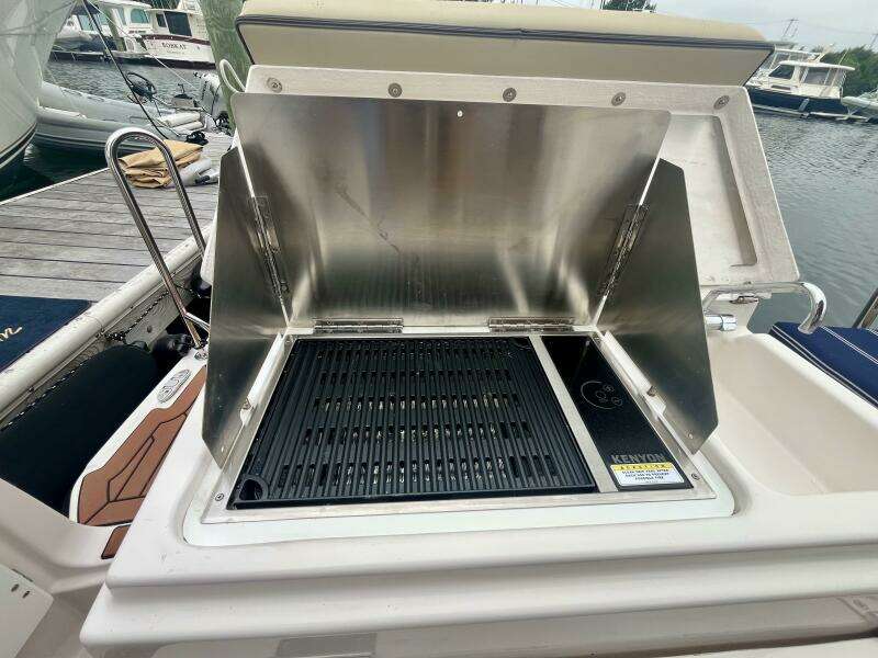 2023 Ranger Tugs R-27