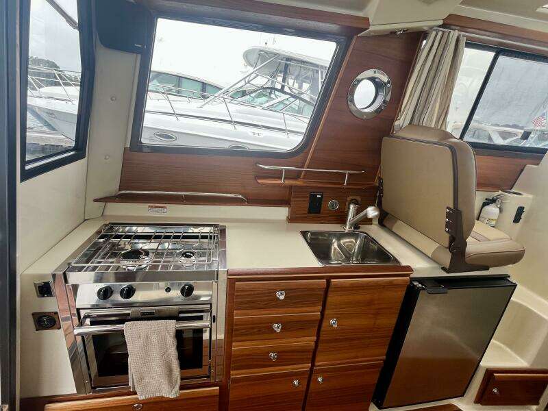 2023 Ranger Tugs R-27