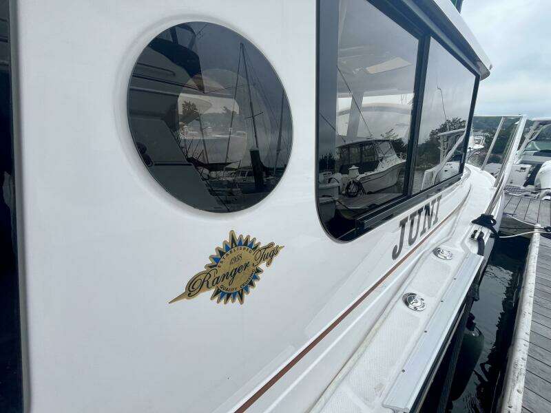 2023 Ranger Tugs R-27