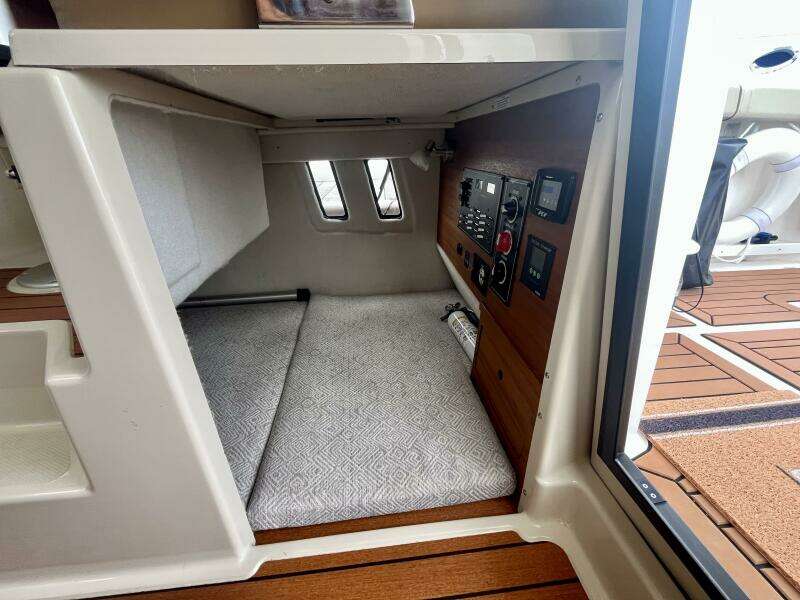 2023 Ranger Tugs R-27