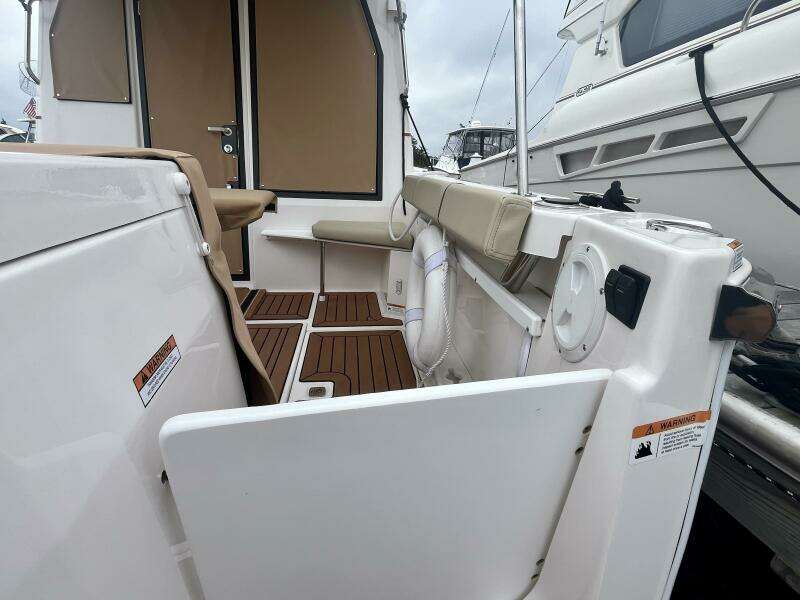 2023 Ranger Tugs R-27