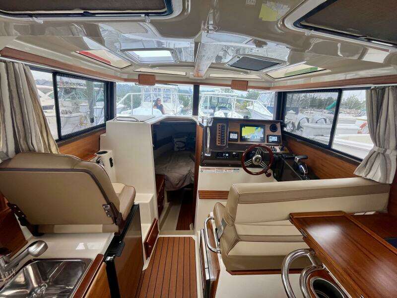 2023 Ranger Tugs R-27