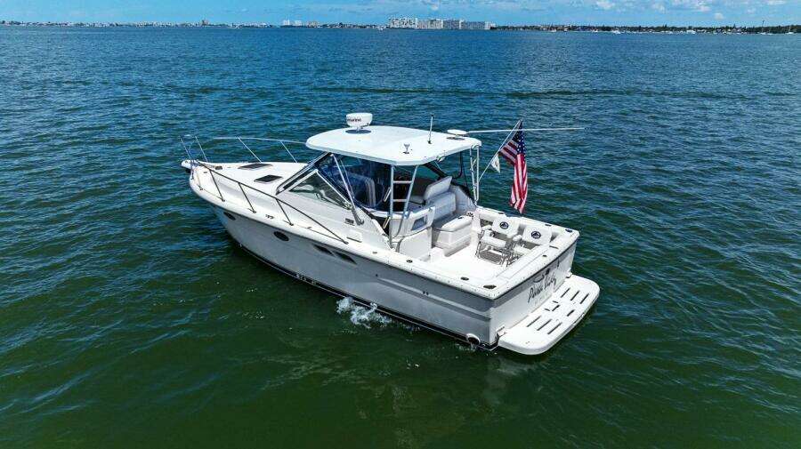 2003 Tiara Yachts 3100 Open LE