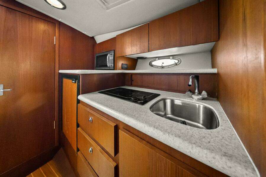 2003 Tiara Yachts 3100 Open LE