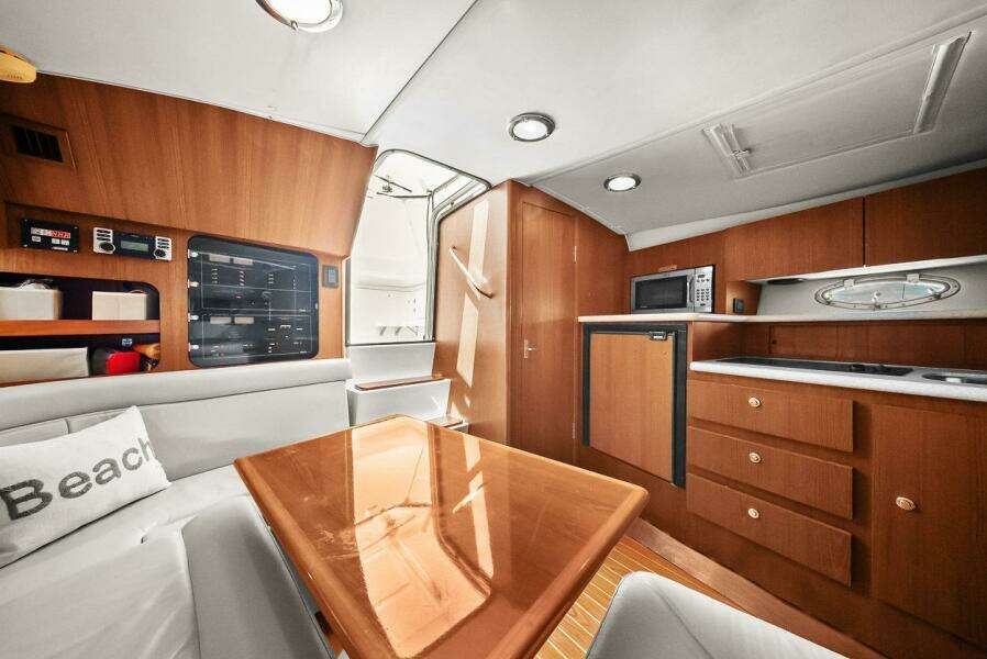 2003 Tiara Yachts 3100 Open LE