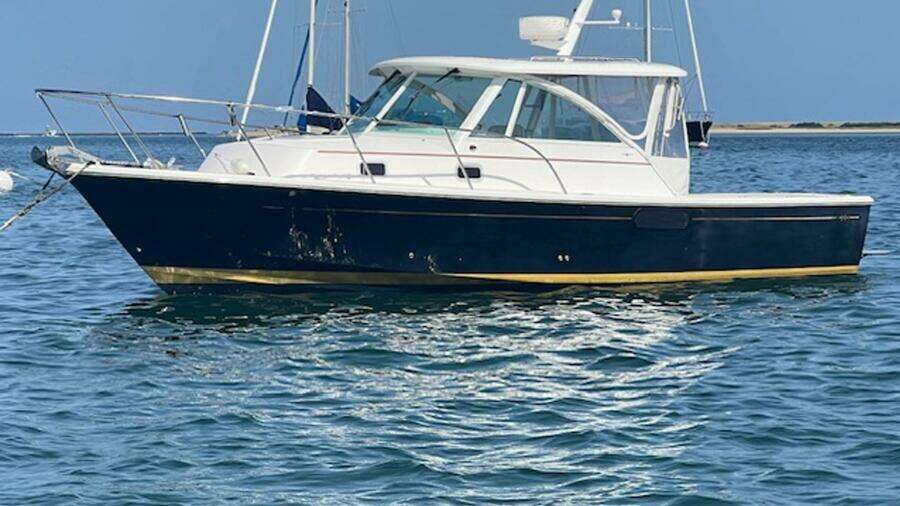 2008 Hunt Yachts Surfhunter 29 Hardtop Express