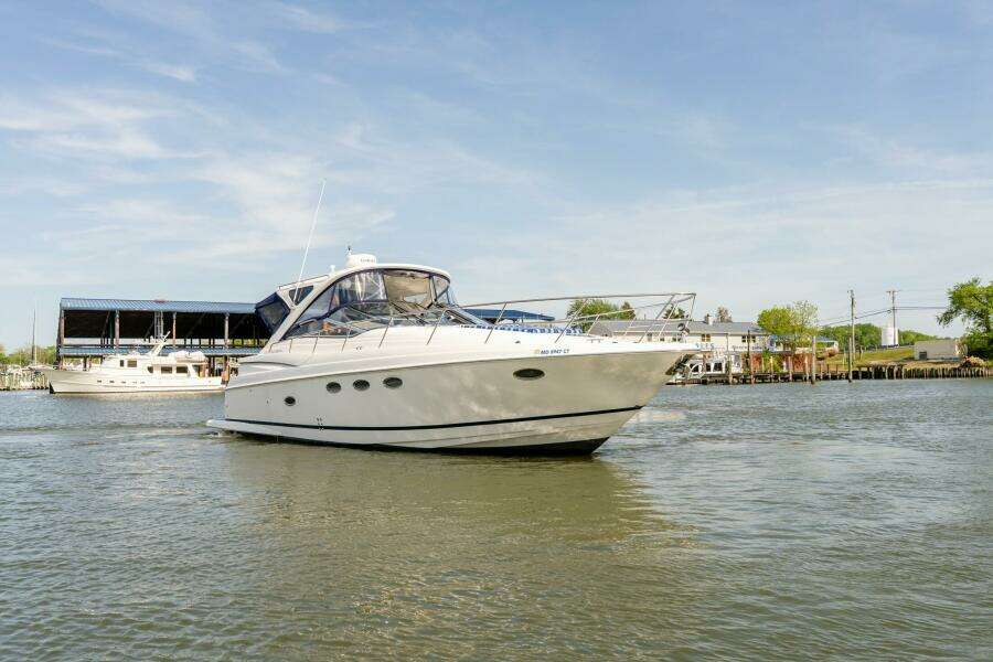 2008 Regal Commodore 4060