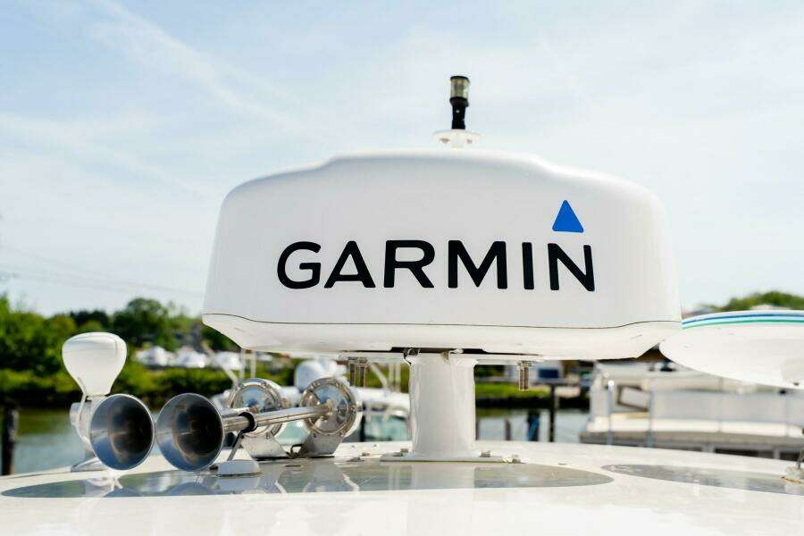 2008 Regal Commodore 4060